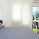 La Maestra Hotel
