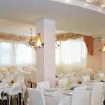La Maestra Hotel 3*