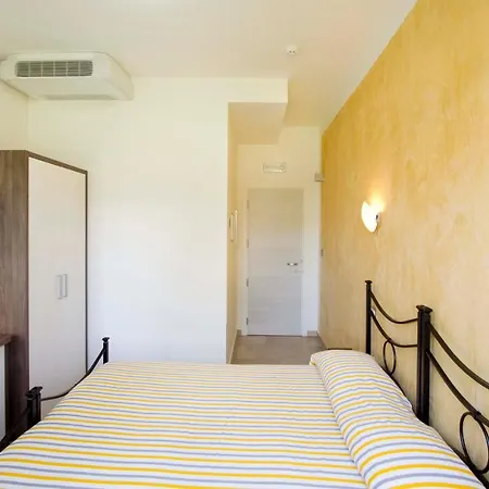 La Maestra 3* Grottammare