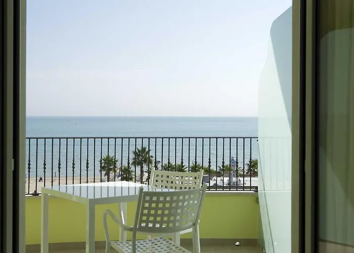 Hotell La Maestra Grottammare